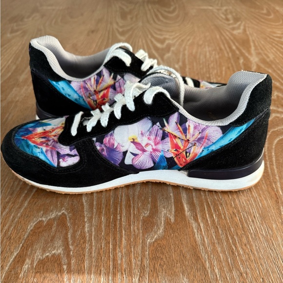 INKKAS Caladium Black Floral Tropical Print Women’s Jogger Sneakers Size 9 - Picture 10 of 14